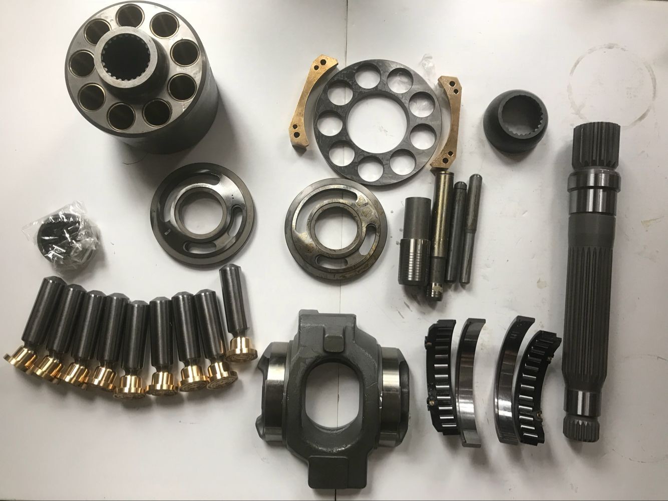 Peças sobresselentes concretas tamanho pequeno da bomba hidráulica de Rexroth A11VO75, densidade de poder superior