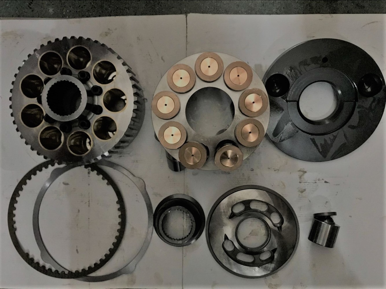 Гидронасос МСФ340ВП Каяба разделяет прибор следа для экскаватора СИ465 СИ485 ЗС450