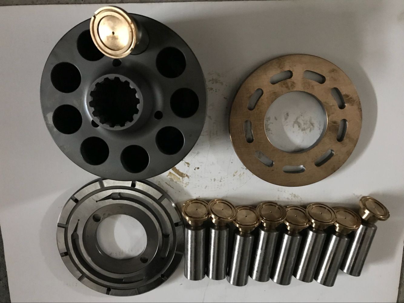 A bomba hidráulica de Kayaba da resistência de Corression parte KYB MSF150 MSF190 TADANO150 PVA9292